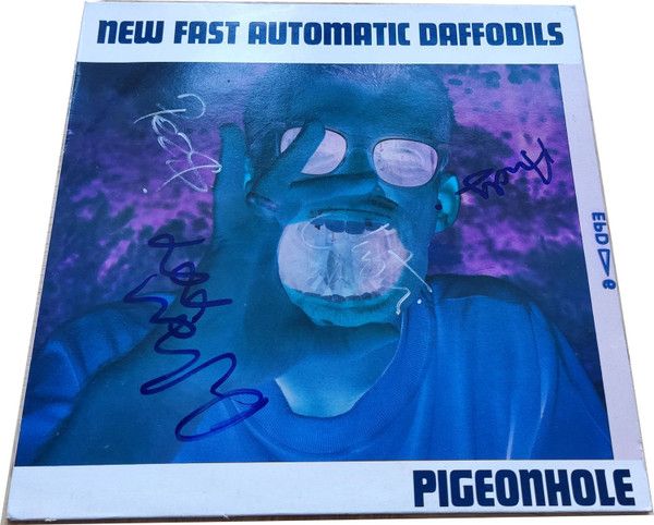 USED - New Fast Automatic Daffodils - Pigeonhole
